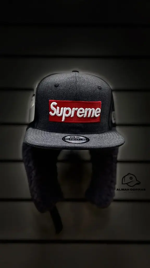 Gorra New Era - Supreme