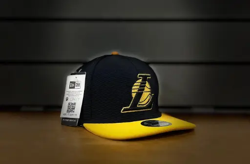 Gorra  Cerrada Lakers